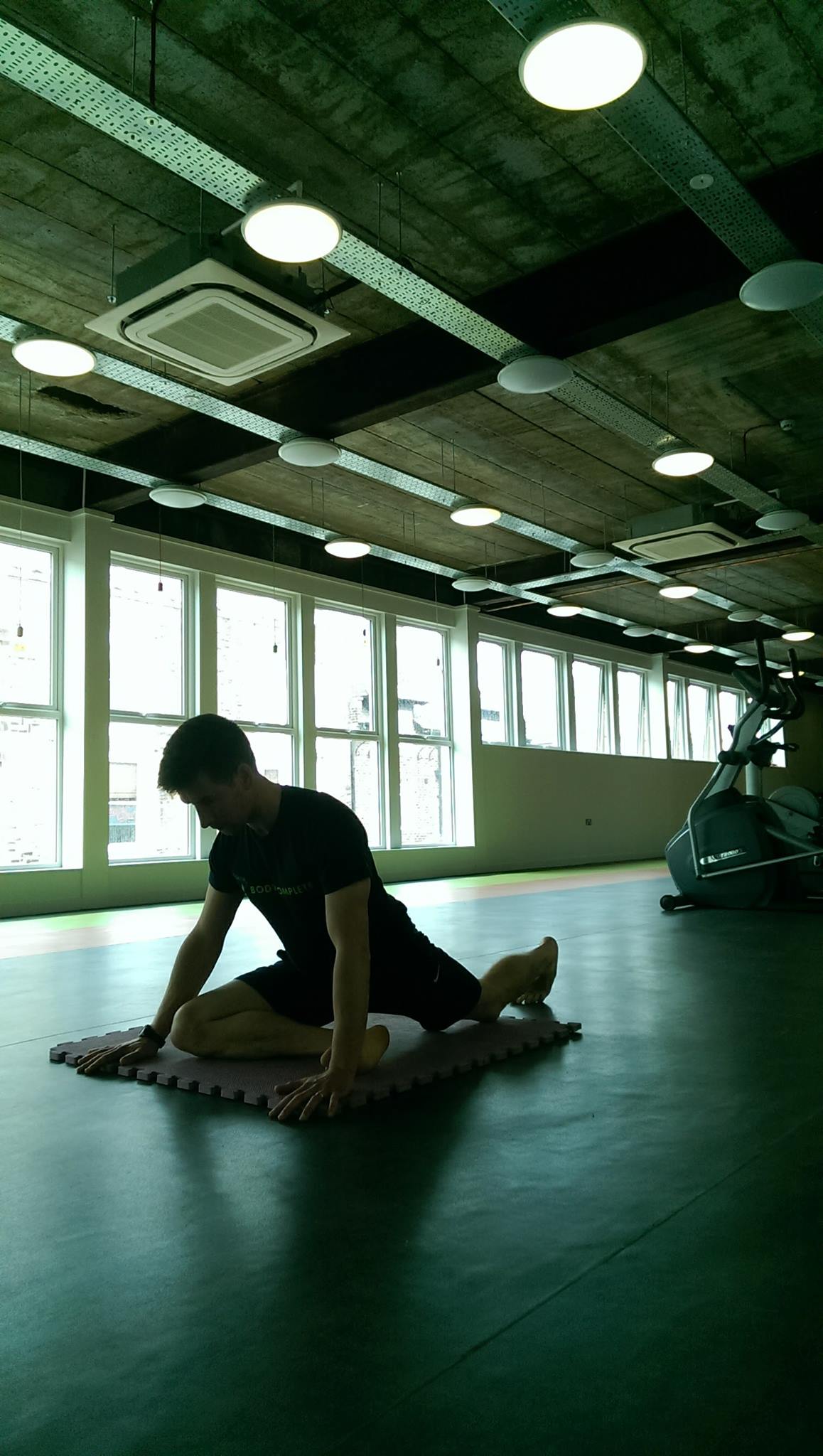 TO STRETCH OR NOT TO STRETCH? Body Complete Fitness Solutions